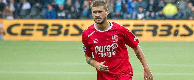 Klich blij met FC Twente: "Ik voel me hier goed en speel bij een club die bij me past"
