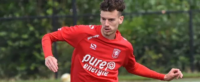 Jong FC Twente oefent morgen tegen Schalke 04 U23 van Gerald Asamoah