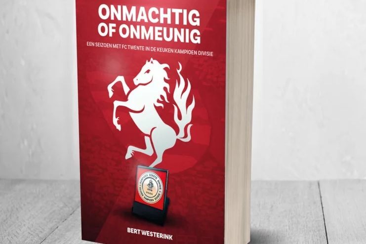 Supporter schrijft boek over ervaringen eerste divisie: 'Onmachtig of Onmeunig'