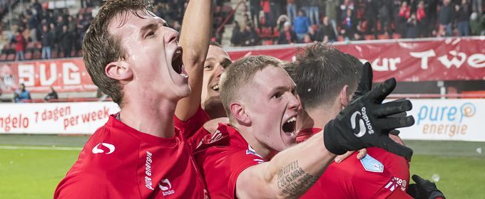 FC Twente boekt eerste zege onder Verbeek in Breda