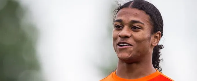 DONE DEAL: Feyenoord aanvaller voor twee jaar naar FC Twente