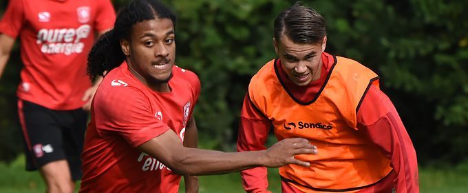 Fotoverslag: Jong FC Twente maakt zich op voor confrontatie met ASWH