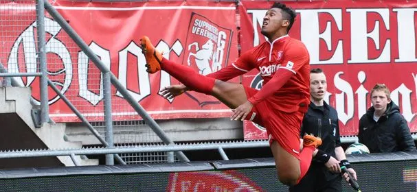 Tapia tevreden over debuut: "Heb aardig gespeeld"