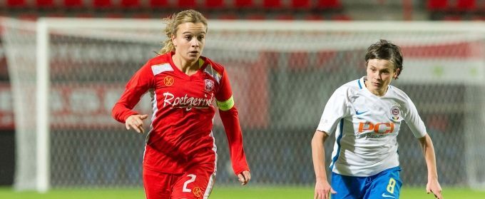 Dames FC Twente realistisch: "Natuurlijk weten we dat zij veel beter waren"