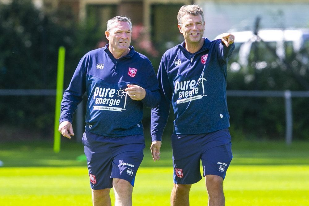 Jans legt nieuw trainingsmodel van FC Twente uit: "Nog strakker voor ons"