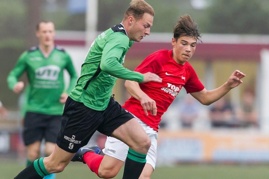 Middenvelder op proef bij FC Twente, ook Heracles geïnteresseerd