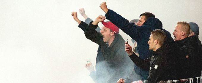 Foto's: FC Twente supporters zorgen voor sfeer in het uitvak