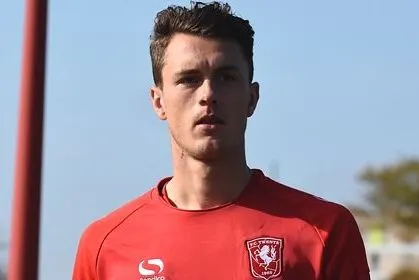 FC Twente-supporters verkiezen Fin tot Speler van de Maand
