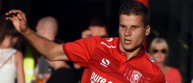 FC Twente contracteert vijf talenten uit eigen jeugdopleiding