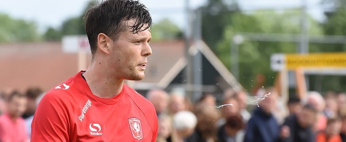 FC Twente-spits mogelijk niet inzetbaar tijdens uitwedstrijd tegen Sparta