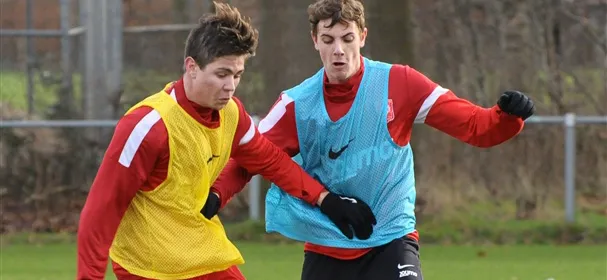 Voormalig FC Twente-spits krijgt weer speeltijd: "eigenlijk kun je niets laten zien in zo'n situatie"