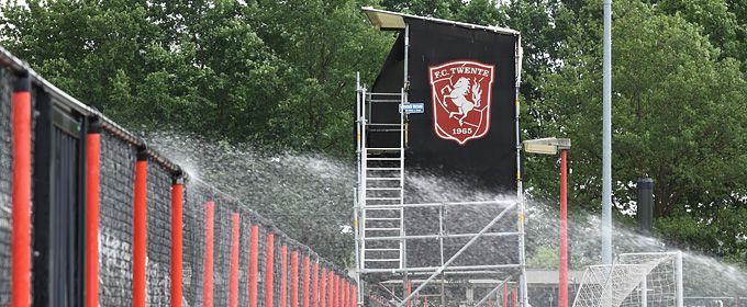 FC Twente traint op trainingscomplex voorafgaand aan duel tegen NAC Breda