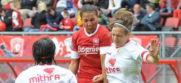 Vrouwen verliezen in blessuretijd van Standard Luik