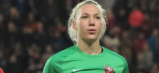 Nog drie speelsters stoppen per direct bij FC Twente Vrouwen