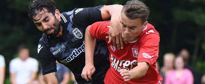 VIDEO: Zwalkend Jong FC Twente pakt in slotfase punt tegen FC Lienden
