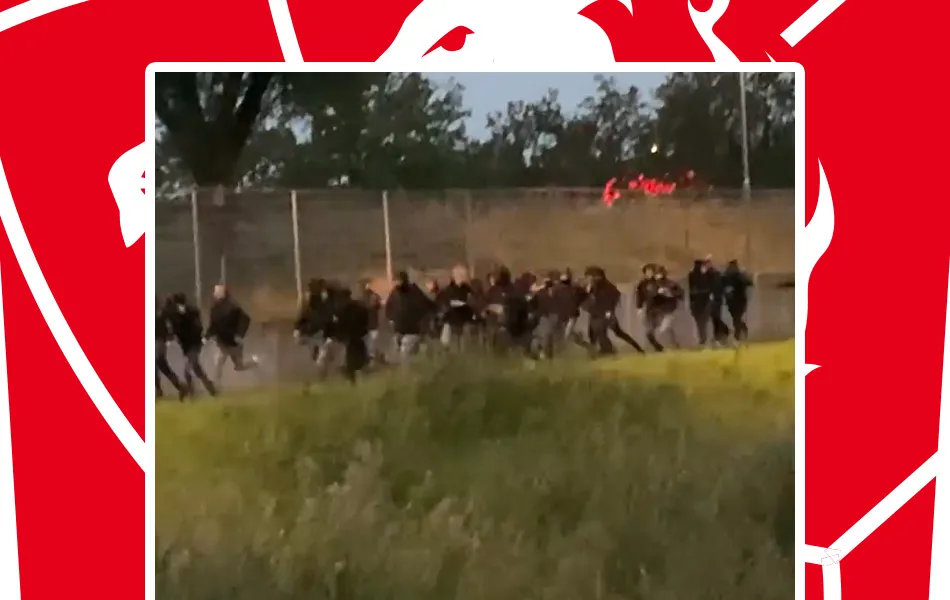 Video: Uitgebroken Willem II supporters vluchten met staart tussen de benen