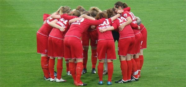 FC Twente Vrouwen boeken simpele zege op provinciegenoot