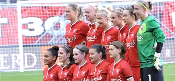 Megastunt van de FC Twente Vrouwen