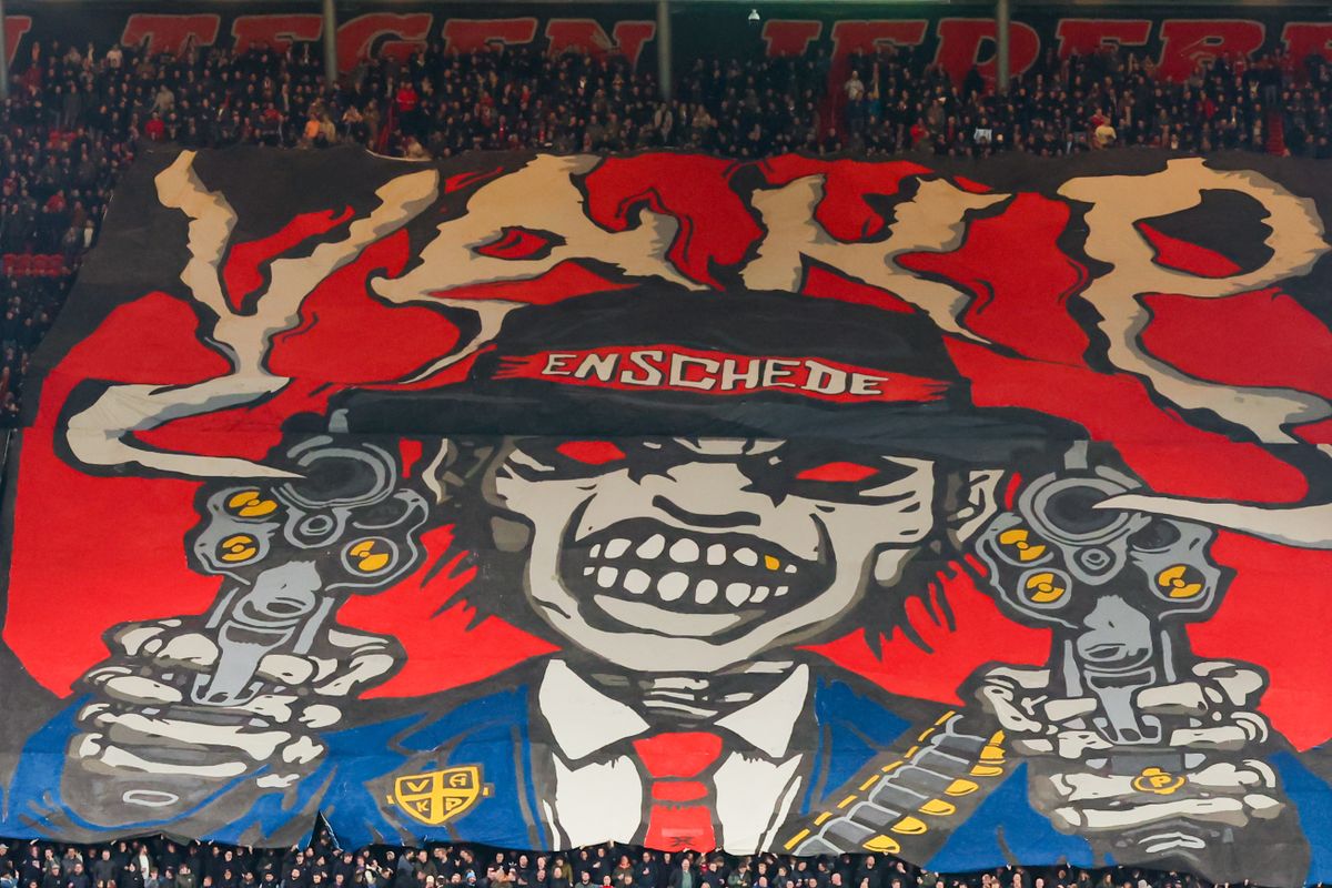 Volkskrant: "Na de flirt met het faillissement is de trots bij FC Twente hervonden"