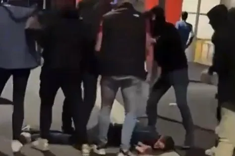 FC Twente start onderzoek waardoor 16-jarige jongen gewond raakte buiten de Grolsch Veste