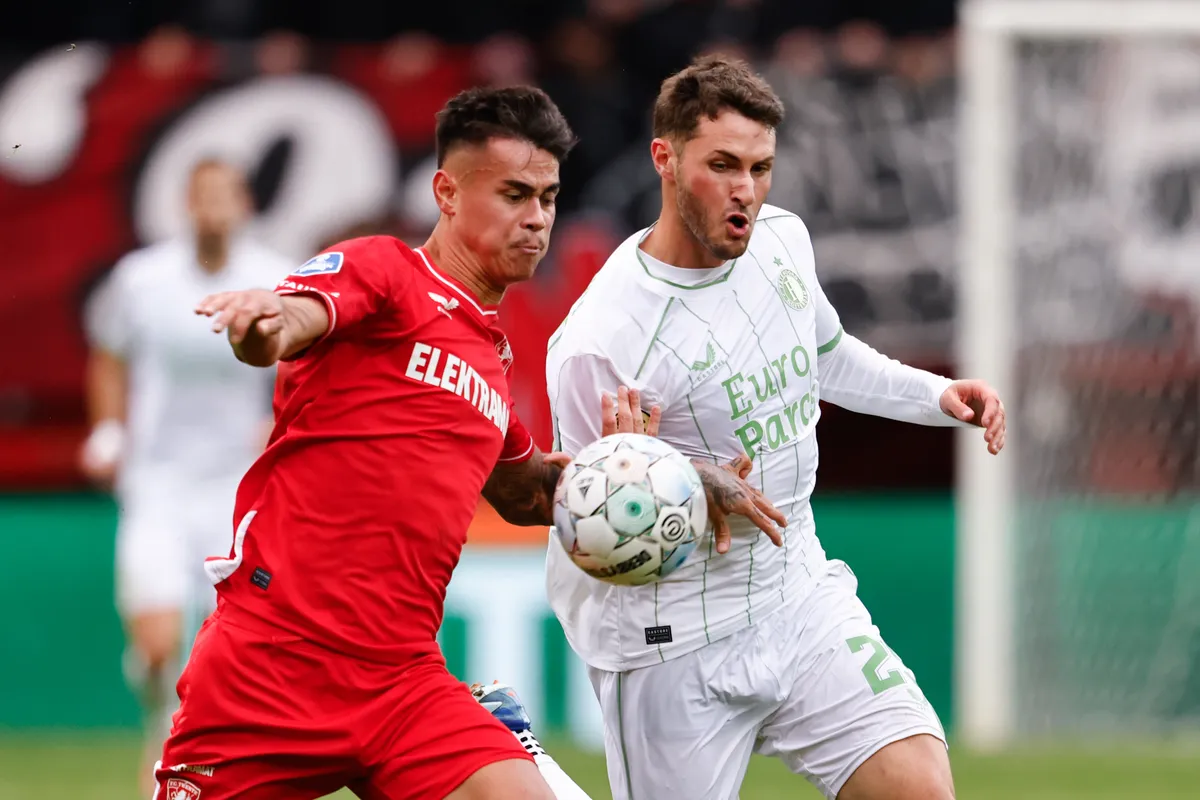 hilgers geminez twente feyenoord 2023