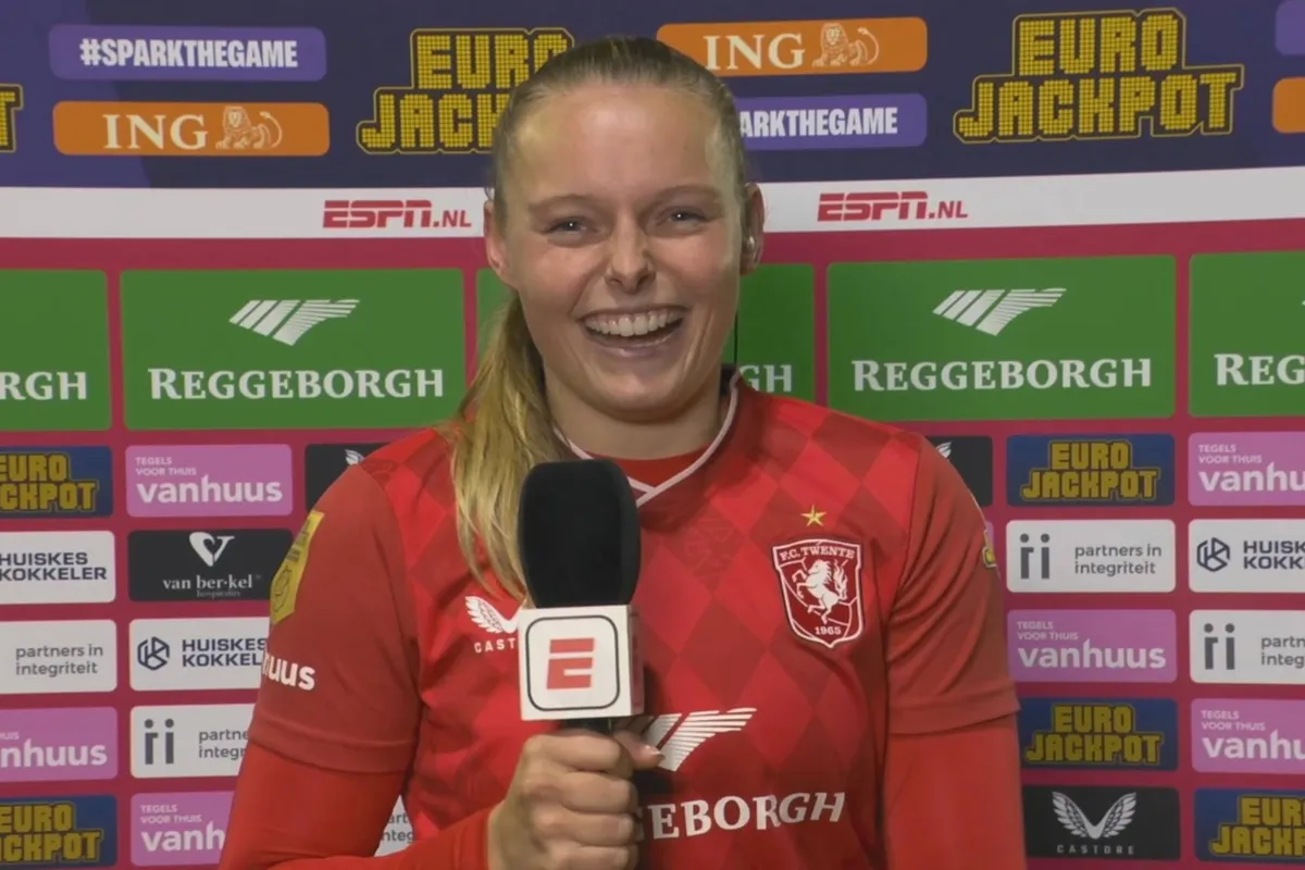 jaimy-ravensbergen-lachen