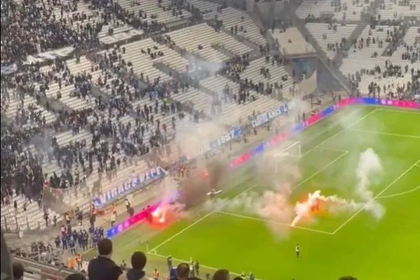 Rellen-Olympique-Marseille-Toulouse-FC-Jeffrey-de-Lange