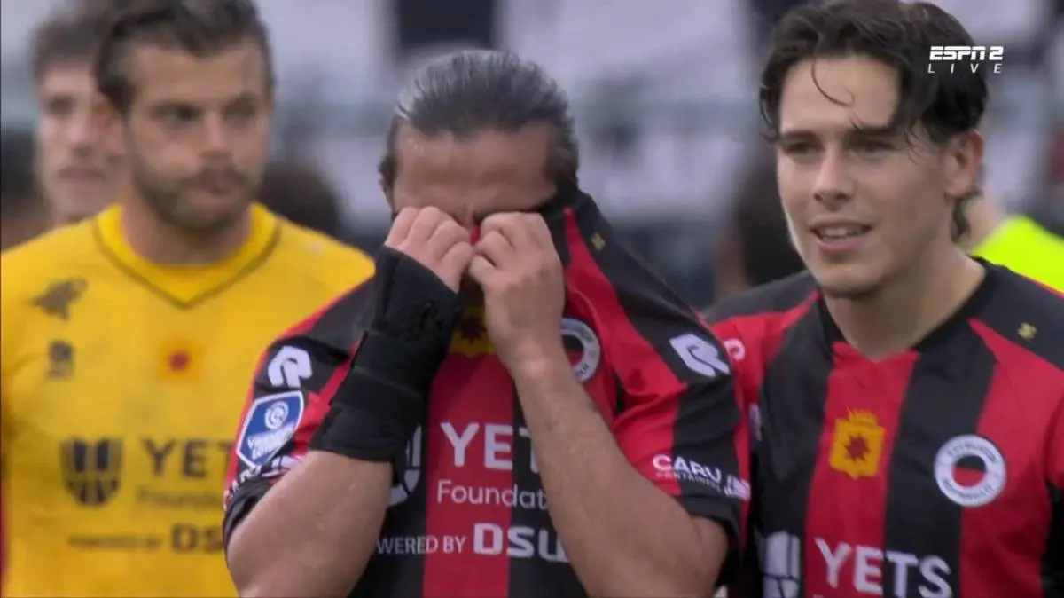 irakly-yegoian-huilen-emoties-excelsior