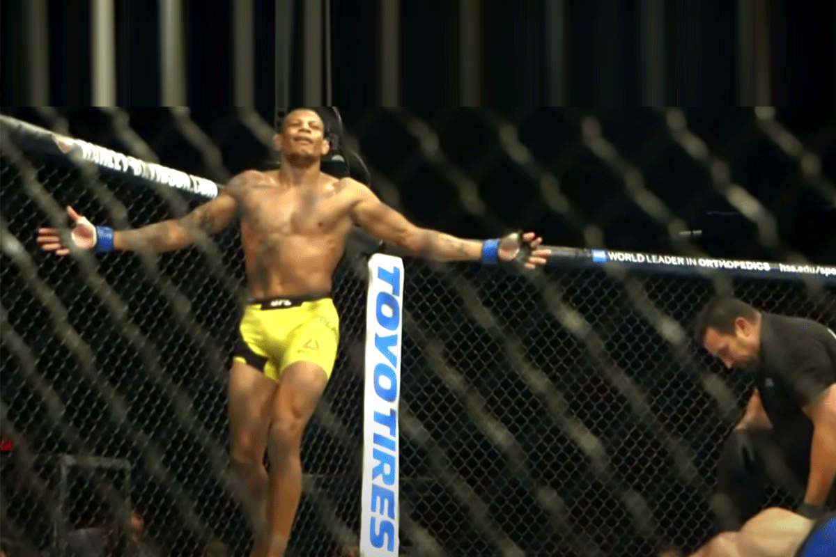 UFC zet kooivechter Oliveira genadeloos op straat: 'Losers'