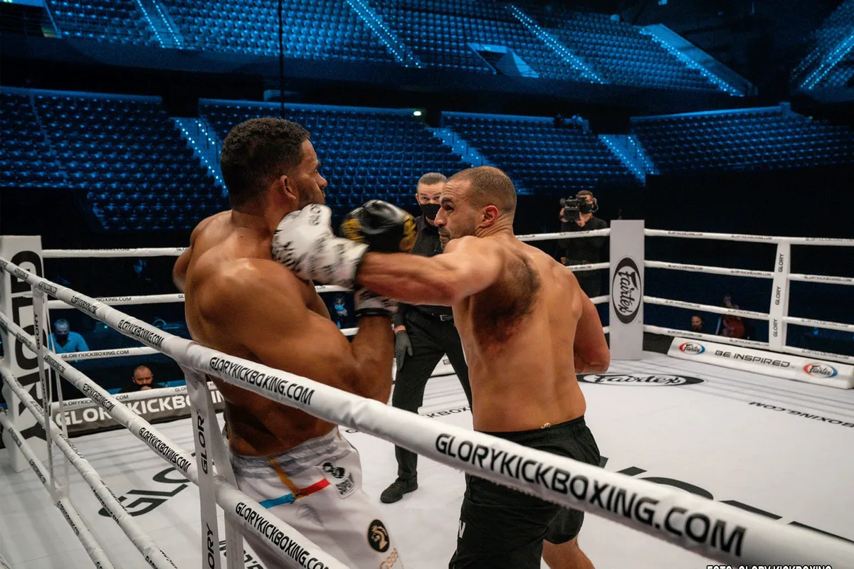 Badr Hari rematch tegen Benny Adegbuyi: Fans zijn voor