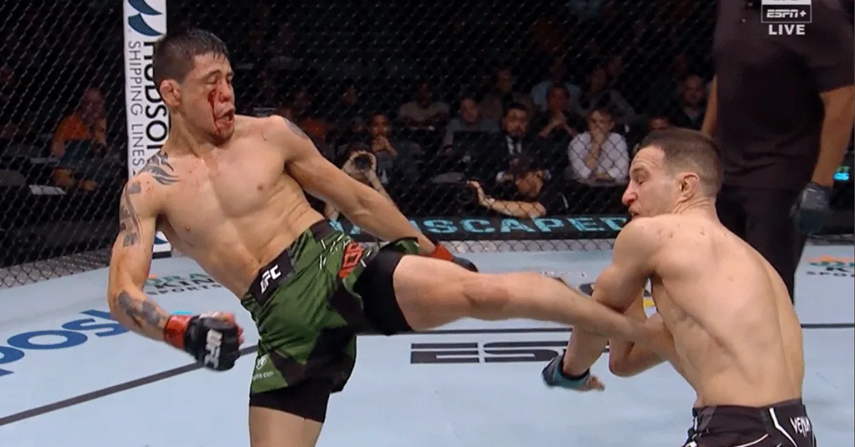 'Rennen!' UFC-kampioen vlucht arena uit na winnen wedstrijd (video)