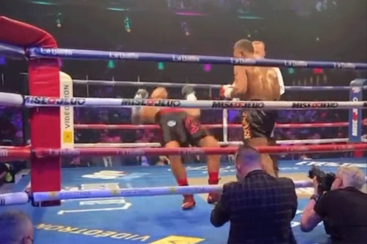 'Kolere wat een klap!' Bokser boekt KO van het weekend