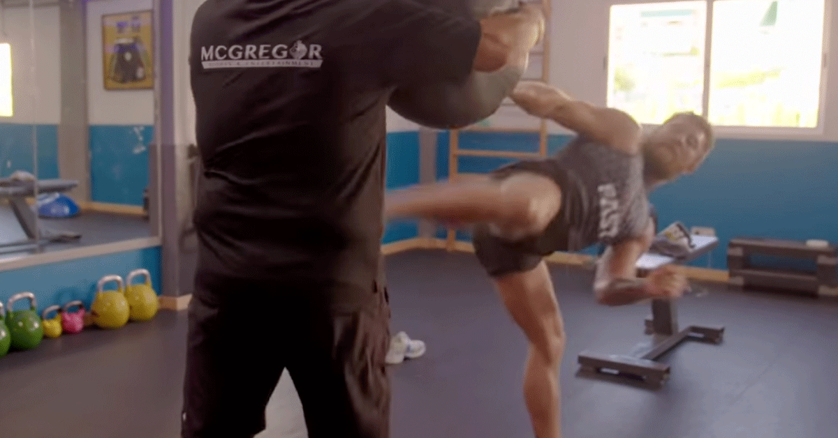Videobewijs! UFC-ster McGregor's been volledig genezen: 'fans opgelucht'