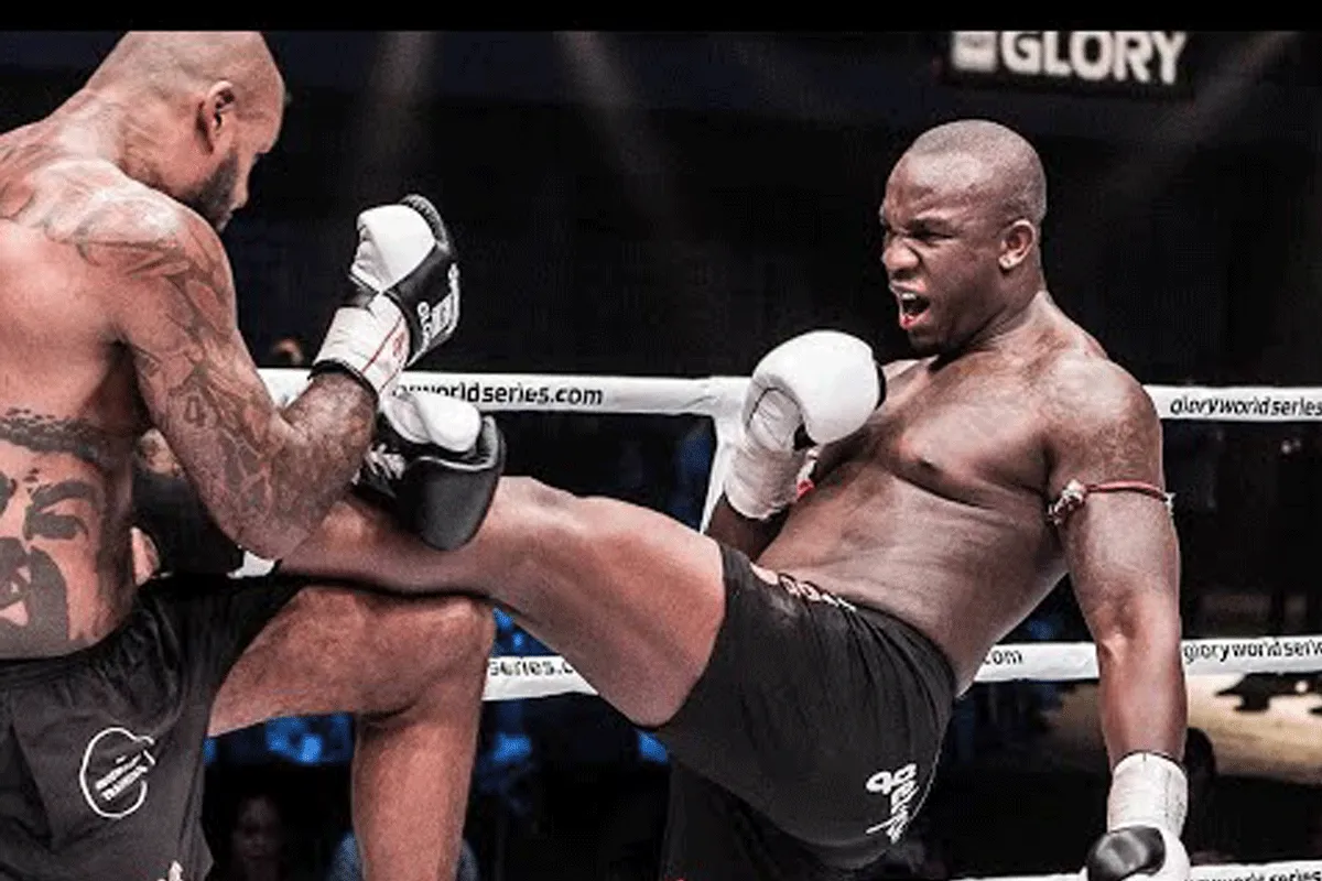 ?? ?? Topkickbokser Ismael Londt 11 maart terug in de ring