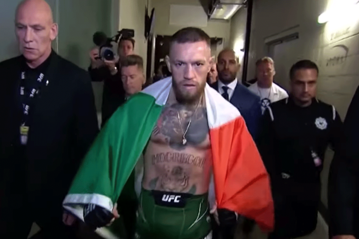 Oorlog met NL-kledingmerk: UFC ster McGregor zet aanval in