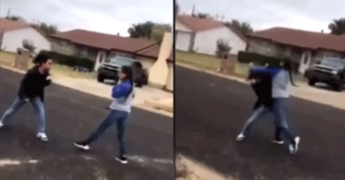 Meisje klapt jongen over straat! 'Geen schijn van kans' (video)