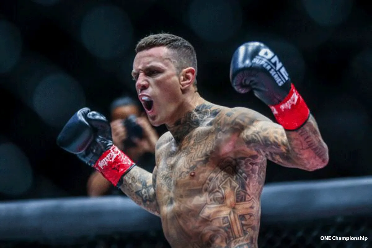 Topkickbokser Nieky Holzken tekent nieuw contract bij ONE Championship