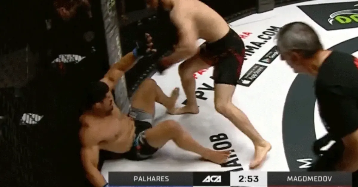 Pechvogel! Beruchte vechter loopt tegen dikke knock-out aan (video)