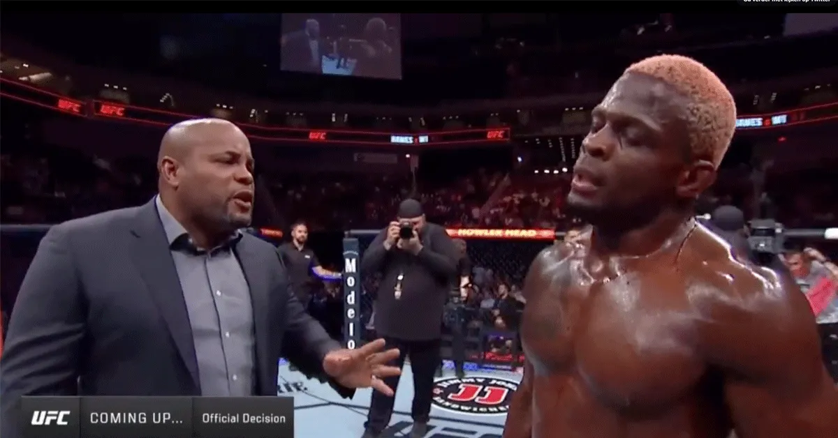 Respectloos! Boel loopt bijna uit de hand na UFC wedstrijd (video)