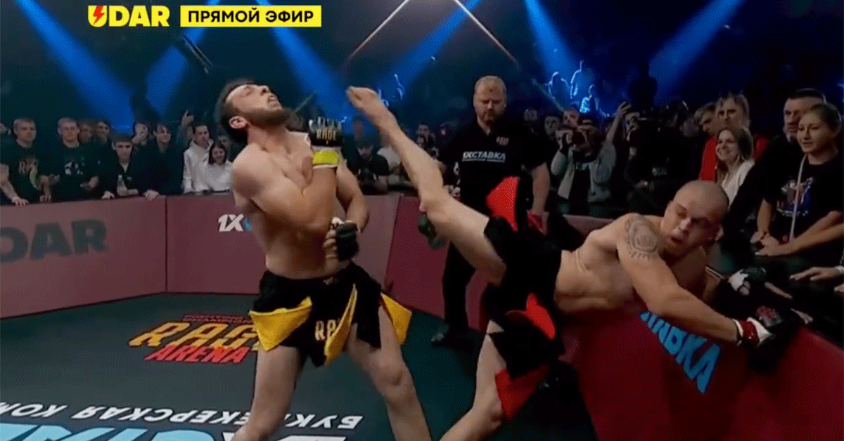Zien! Knock-out gekte tijdens Russisch MMA-event (video)