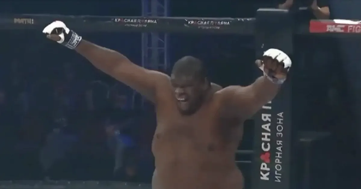 'Hufters!' Vechtreus pissed off na knock-out te zijn gemept