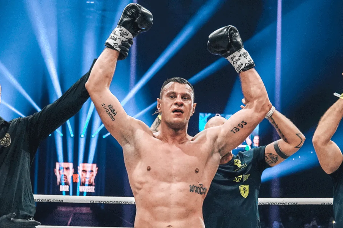 Door Glory ontslagen Wrzosek mikt op de UFC: 'Niets is onmogelijk'