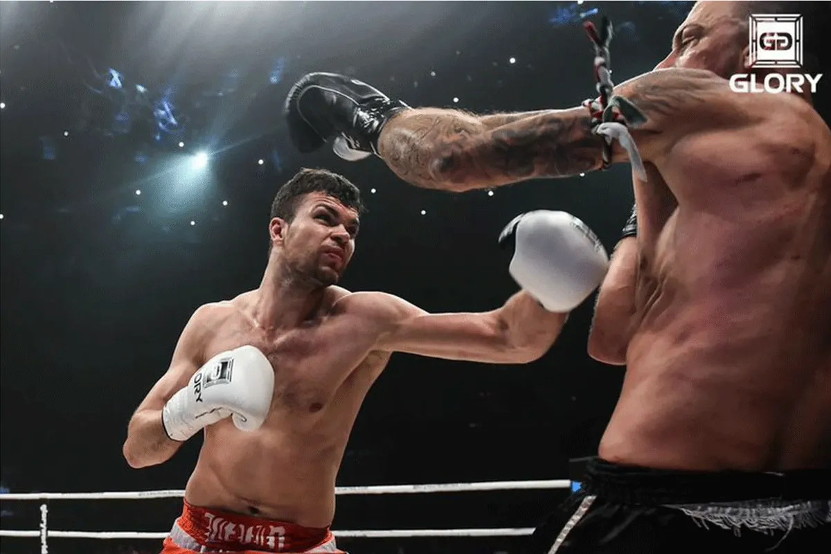 'Poetin is paranoïde!' Ex-Glory kampioen spreekt zich uit over Oekraïne