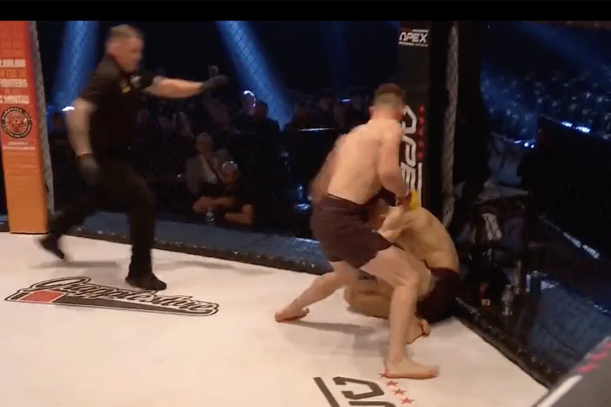 'Jimbo Slice' maakt bijnaam waar met brute uppercut in kooigevecht