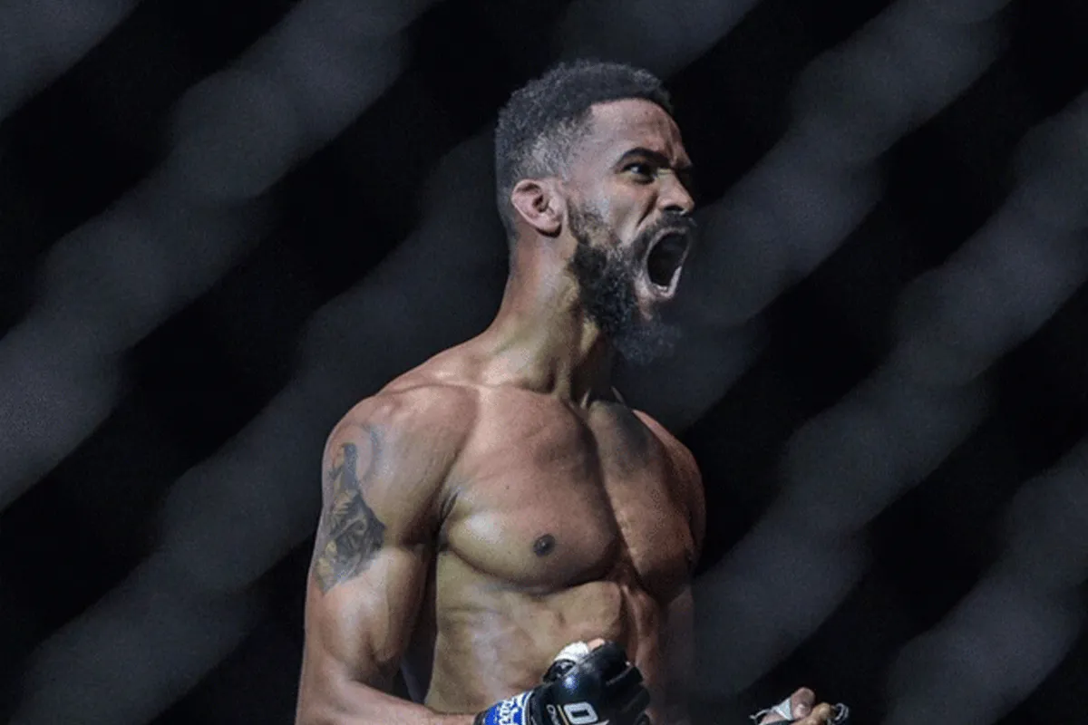'Gezeik zat!' Pieter Buist tekent Bellator MMA contract