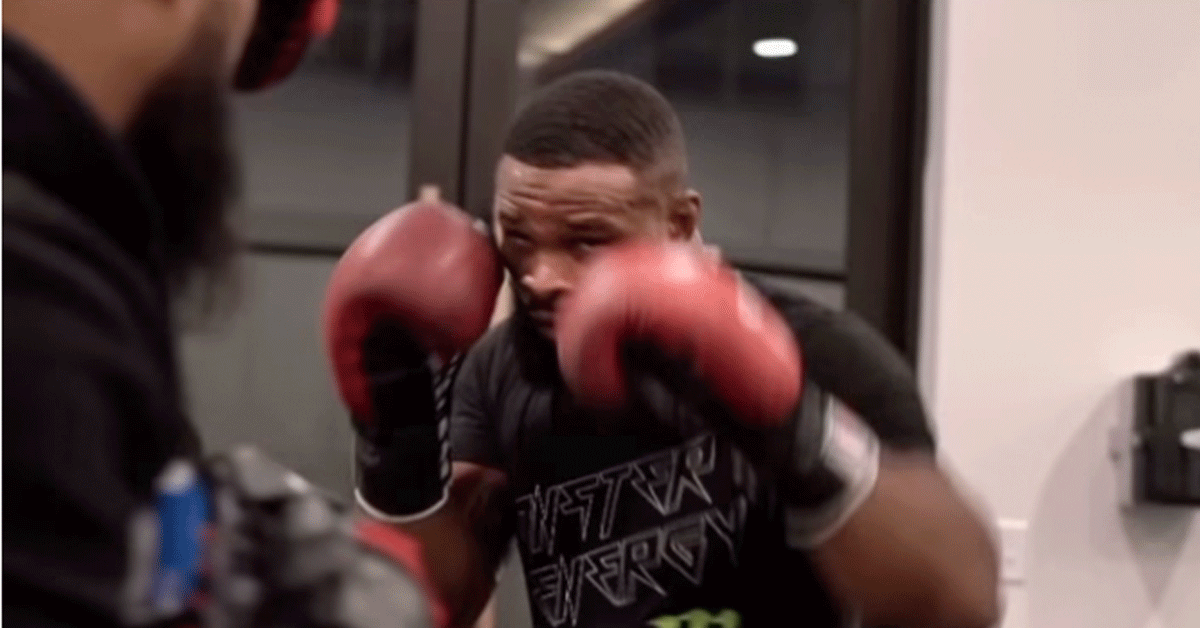 UFC: Tyron Woodley heeft chronische artritis, wil toch vechten