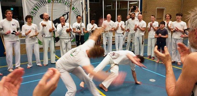Capoeira in Nederland: De veelzijdige vechtsport