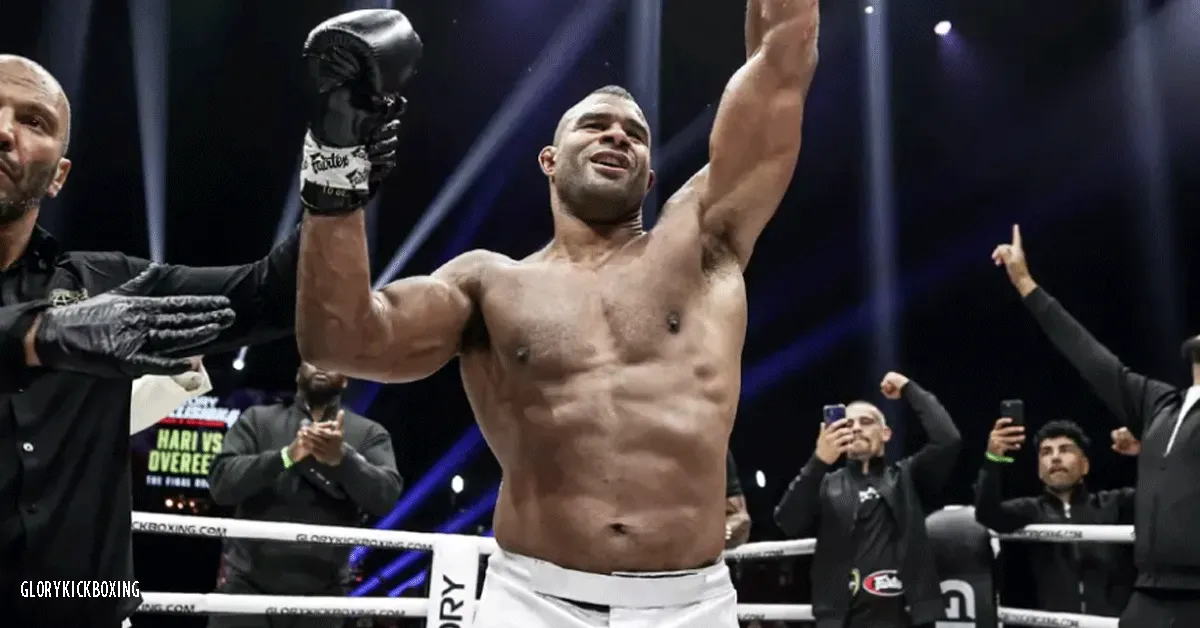 Overeem wil vechten in ONE Championship toernooi! '1 Miljoen prijzengeld'