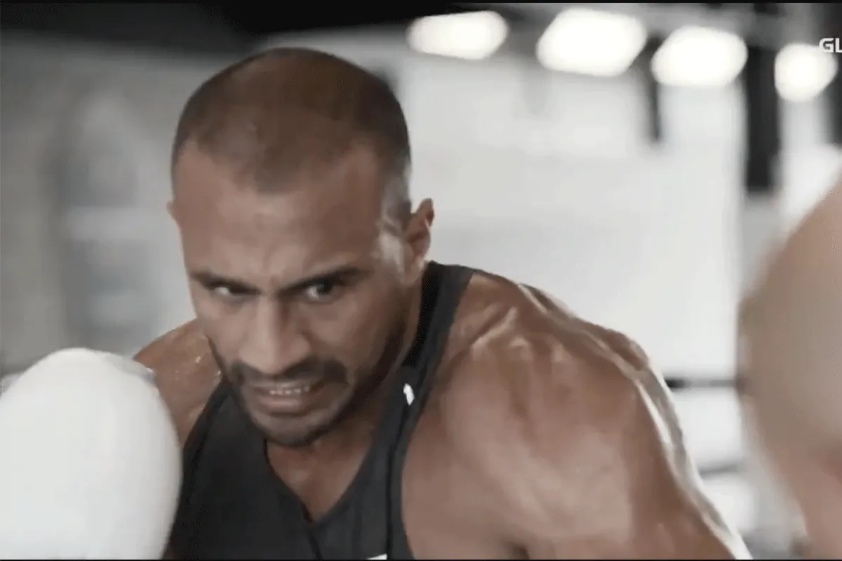 ZIEN! 1ste beelden Badr Hari documentaire 'Legacy'