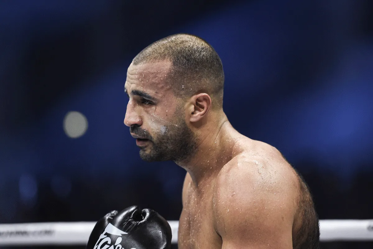Badr Hari openhartig in Podcast: 'Het ging er hard aan toe'